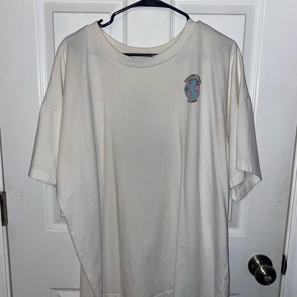 Extremely Soft White Graphic T-Shirt